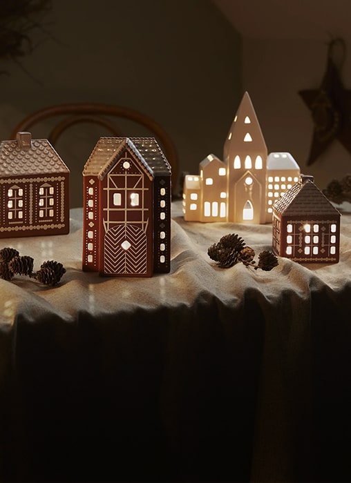 campagnia fountains - campagnia fountain winter ice formation